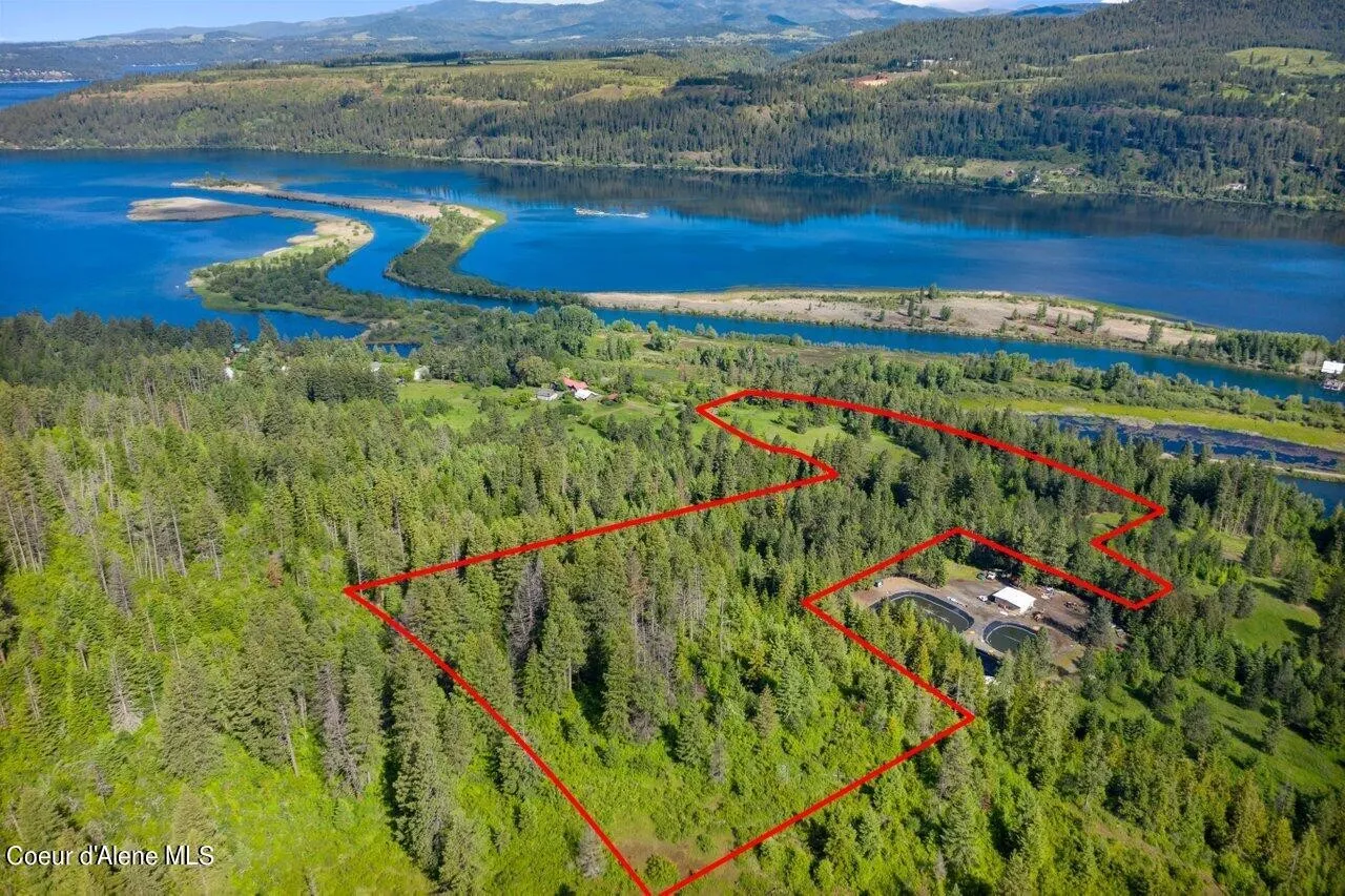 Development land for sale in Harrison Idaho near Lake Coeur d’Alene